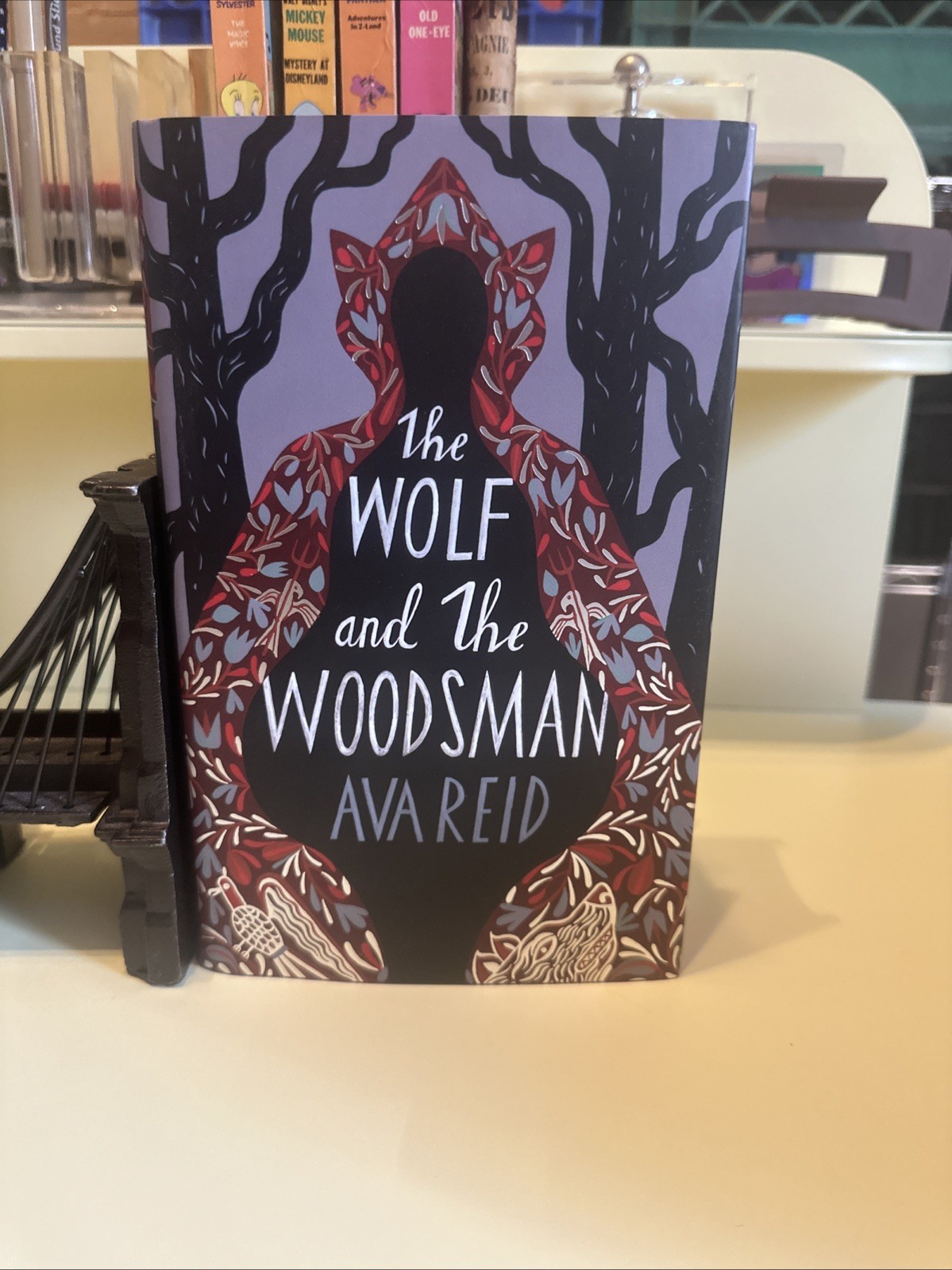 SIGNED FIRST EDITION AVA REID THE WOLF AND THE WOODSMAN HC COLLECTIBLE BOOK JD